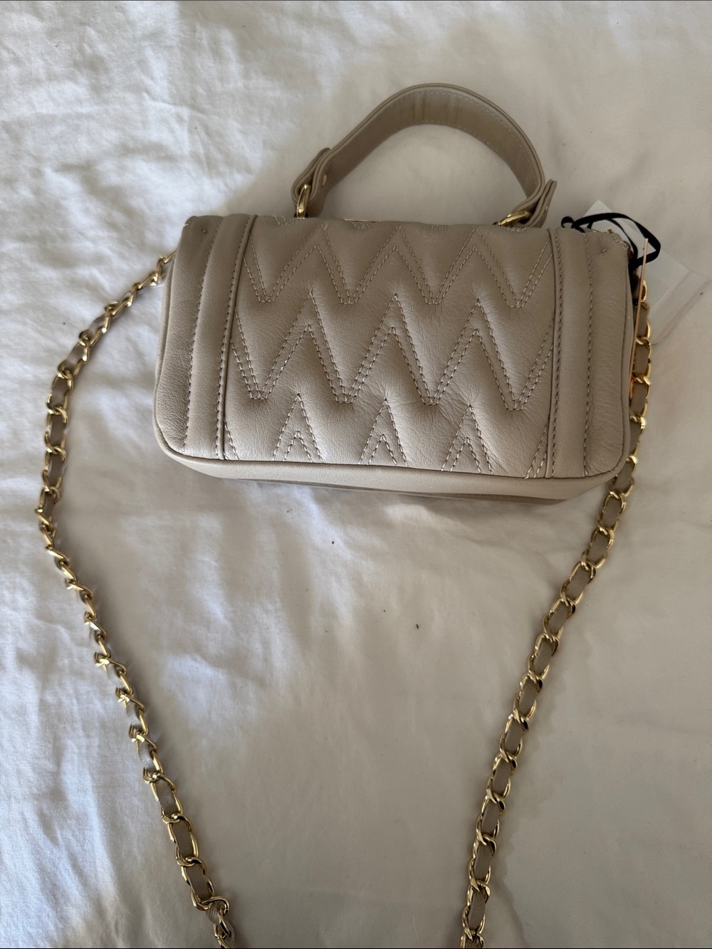 Handbag - Picture 4 of 8